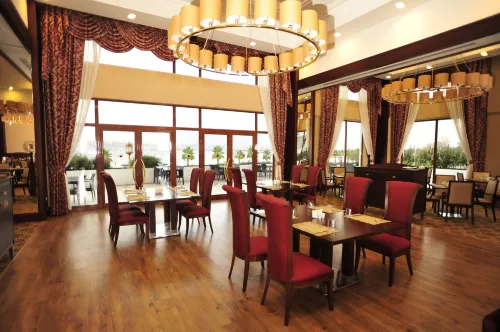 Wellborn Luxury Hotel Dining Photos