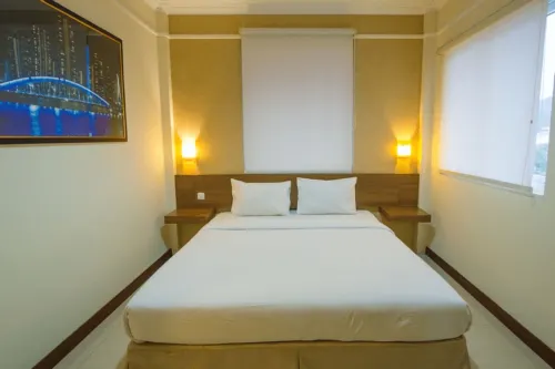 Imperial Hotel Gorontalo Kamar Photos
