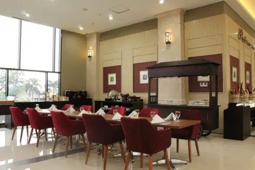 Braling Grand Hotel Purbalingga, Azana Hotels Collection Dining Photos