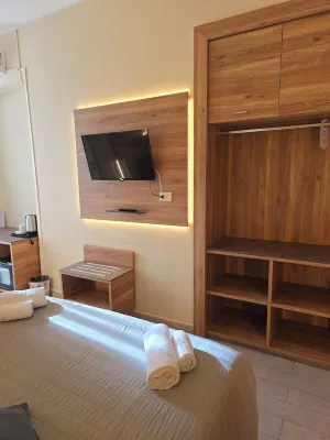 Hotel Romano Rooms Photos