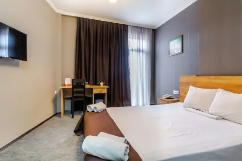 Hotel Marlyn Photos