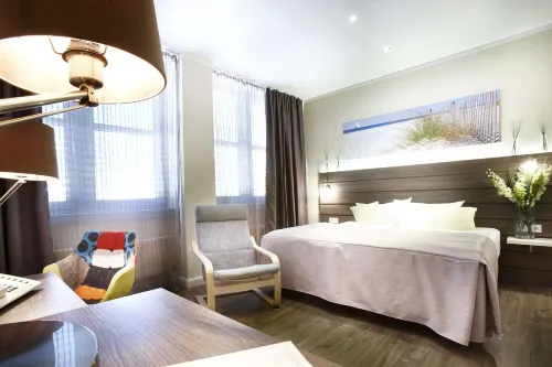 Hotel Kiel by Golden Tulip Photos