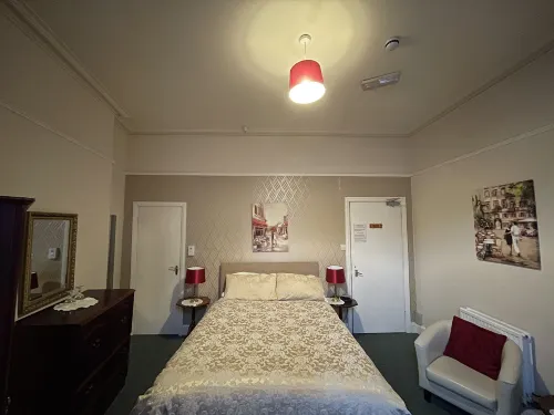 White Court Llandudno Rooms Photos