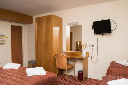 Seymour Hotel Photos