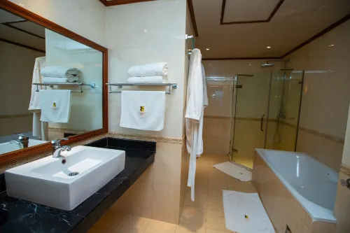Gold Crest Hotel Photos
