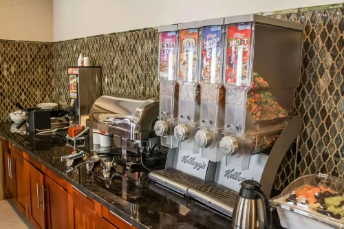 Country Inn & Suites by Radisson, Washington Dulles International Airport, VA Dining Photos