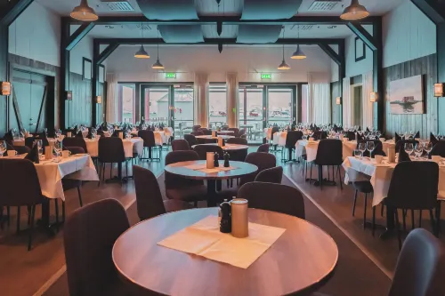 Sommarøy Arctic Hotel Tromsø Restauration Photos