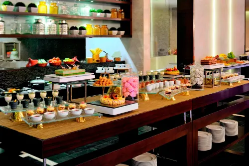 Marriott Hotel Al Jaddaf, Dubai Питание Photos