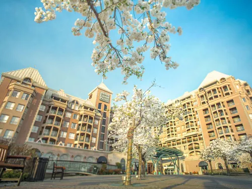 Hotel Grand Pacific Exterior Photos