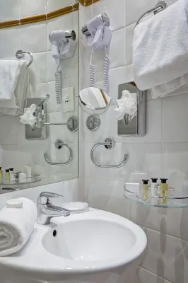 Grand Hôtel Des Terreaux Photos