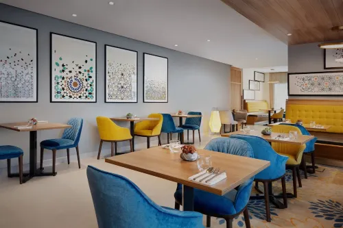 Hampton by Hilton Dubai Al Barsha Dining Photos