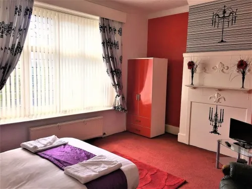 Assheton Hotel Rooms Photos