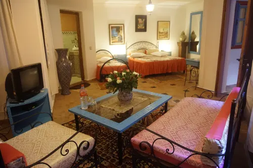 Riad Al Khansaa Photos