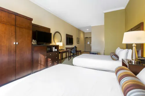 The Oaks Hotel & Suites Photos