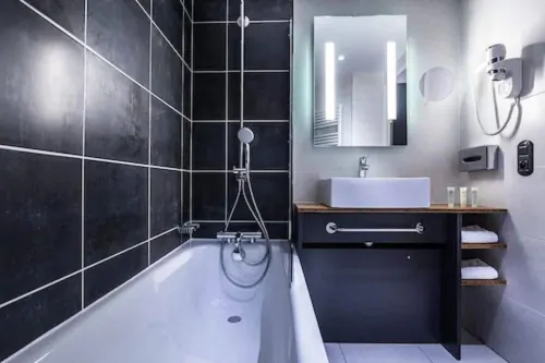 Best Western Plus Suitcase Paris la Defense Zimmer Photos