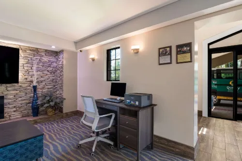 Quality Inn & Suites Airport Espaces Affaires Photos