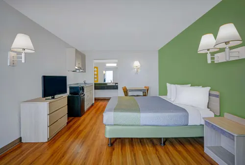 Motel 6 Tallahassee, FL - Downtown Featured Photos