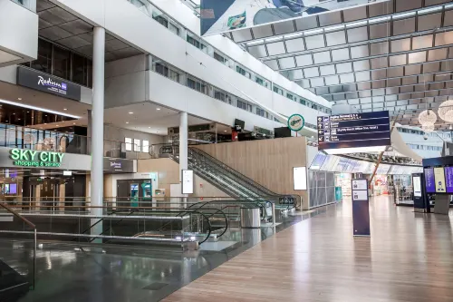 Radisson Blu Airport Terminal Hotel Stockholm Рядом с отелем Photos