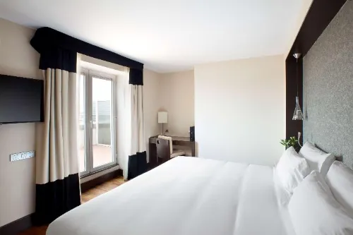 NH Canciller Ayala Vitoria Rooms Photos