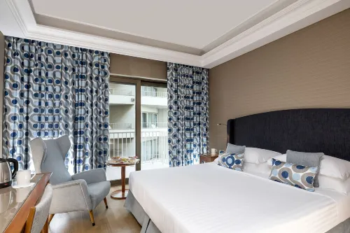 Hotel Royal Continental Camere Photos