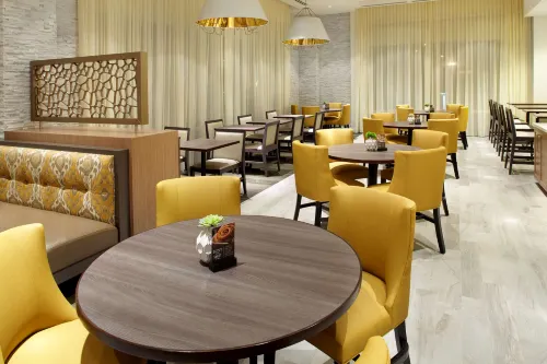 Hyatt Place Miami Airport East Dining Photos