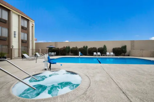 Best Western Norwalk Inn Freizeit und Erholung Photos