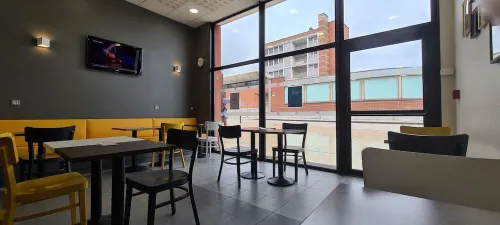 B&B HOTEL Dunkerque Centre Gare Restauration Photos