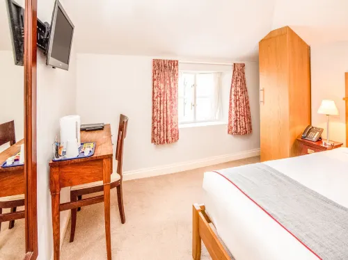 The Regency, Clifton Bristol by Belvilla Photos