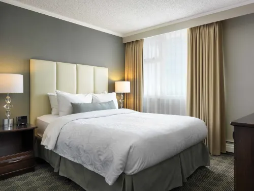 Chateau Victoria Hotel & Suites Rooms Photos