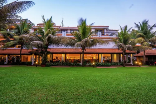 DoubleTree by Hilton Hotel Goa - Arpora - Baga Exterior Photos