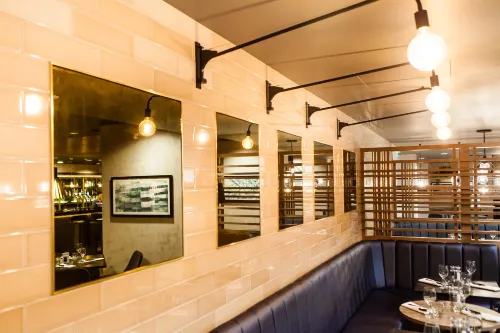 Crowne Plaza Leeds Restauration Photos