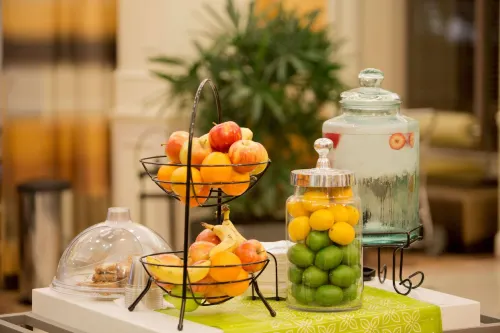 Hilton Garden Inn Oxnard/Camarillo Dining Photos