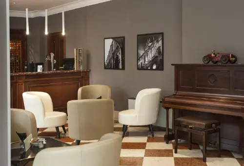 SHG Hotel De La Ville Circondario Photos