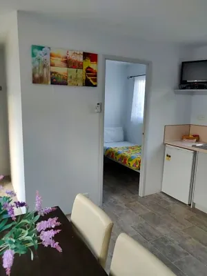 Summers Rest Units Photos