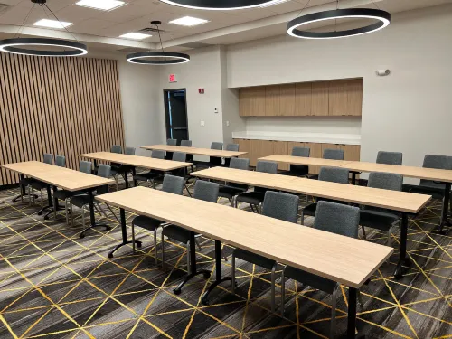 Holiday Inn Orlando International DR-Icon Featured Photos