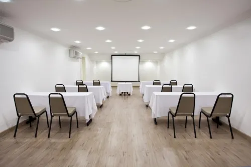Plaza São Rafael Hotel Business Facilities Photos
