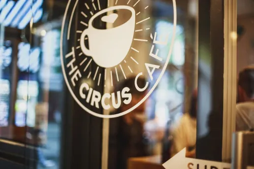 The Circus Hostel Ristorazione Photos