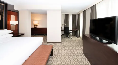 DoubleTree by Hilton Hotel and Suites Charleston Airport Номера Photos