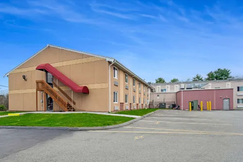 Americas Best Value Inn Foxboro Außen Photos