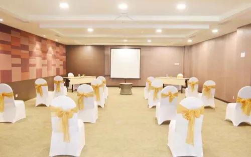 Mercure Padang Fasilitas Bisnis Photos