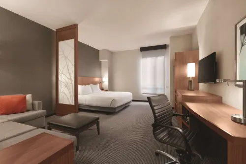 Hyatt Place Baltimore Inner Harbor Rooms Photos