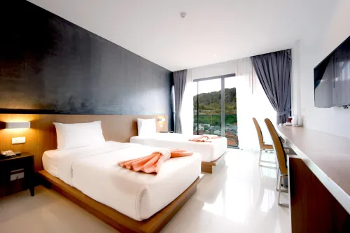 Phoenix Grand Patong Photos