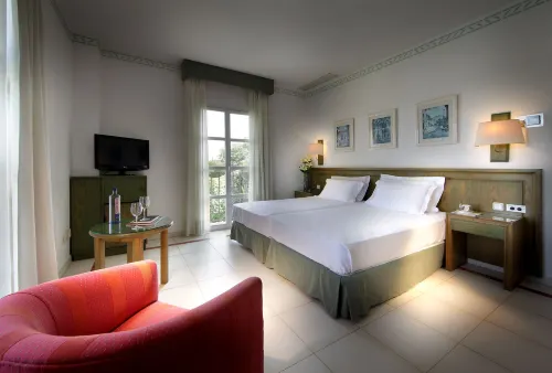Exe Gran Hotel Solucar Photos
