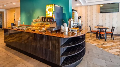 Best Western Plus Atlanta Airport-East Restauration Photos