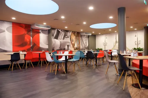Ibis Budapest Centrum Restauration Photos