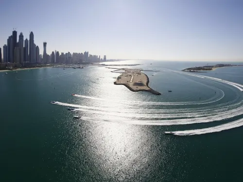 Mercure Dubai Barsha Heights Hotel Suites And Apartments Рядом с отелем Photos