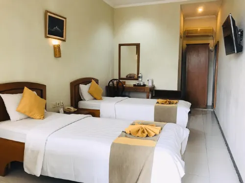 Catur Putra Hotel Magelang Kamar Photos