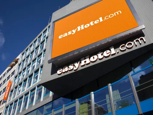 EasyHotel Rotterdam City Centre Außen Photos