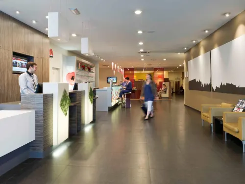 Hotel Ibis Courtrai Centre Ville Espaces publics Photos