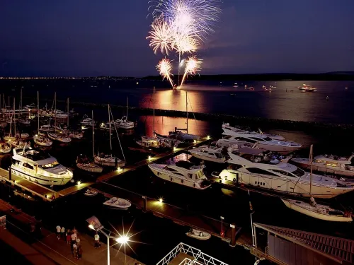 Holiday Inn Express Poole À proximité de l'hôtel Photos
